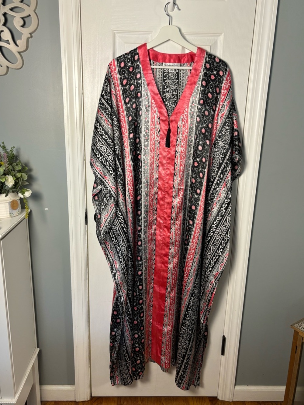 Oscar de la Renta Black Caftan